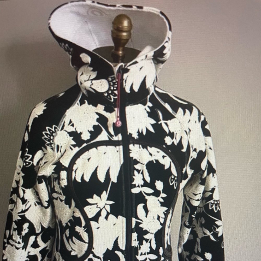 Lululemon Women's Paisley Full-Zip Scuba Hoodie Size 10